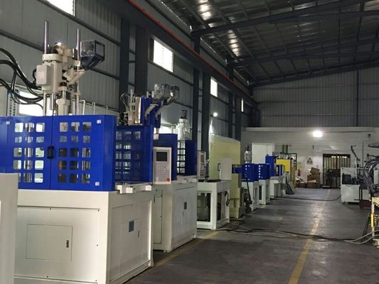 45T چرخنده عمودی ماشین تزریق قالب 9kW با 45mm ضربه Ejector