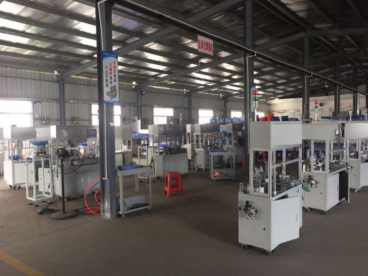 55T TPU ماشین تزریق قالب گیری عمودی برای تولید قطعات الکترونیکی TPU