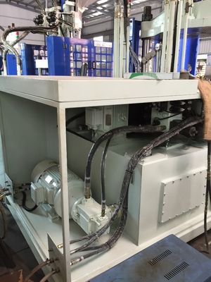 ماشین قالب گیری تزریق 160 تن JTT-1600R