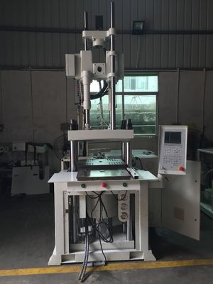 45T اتوماتیک عمودی ماشین تزریق ترموپلاستیک با 400mm ضربه باز