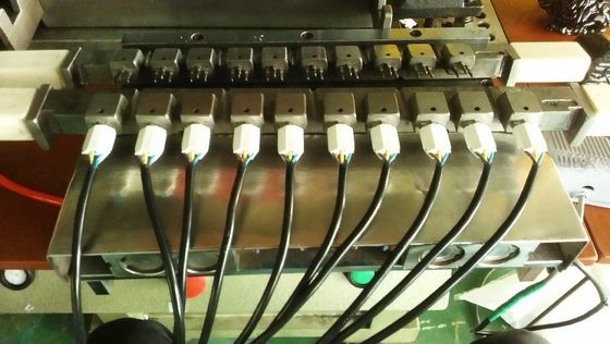 13kW عمودی پلاستیک ماشین تزریق قالب 55T برای کارخانه تولید