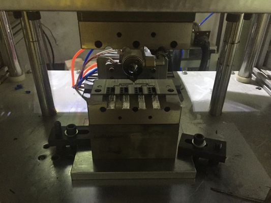 56g فشار پایین Hotmelt چسبنده ماشین تزریق با ایستگاه دوگانه