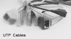 دستگاه قالب گیری تزریق 15 تن با دقت بالا عمودی برای کانکتور USB / MICRO